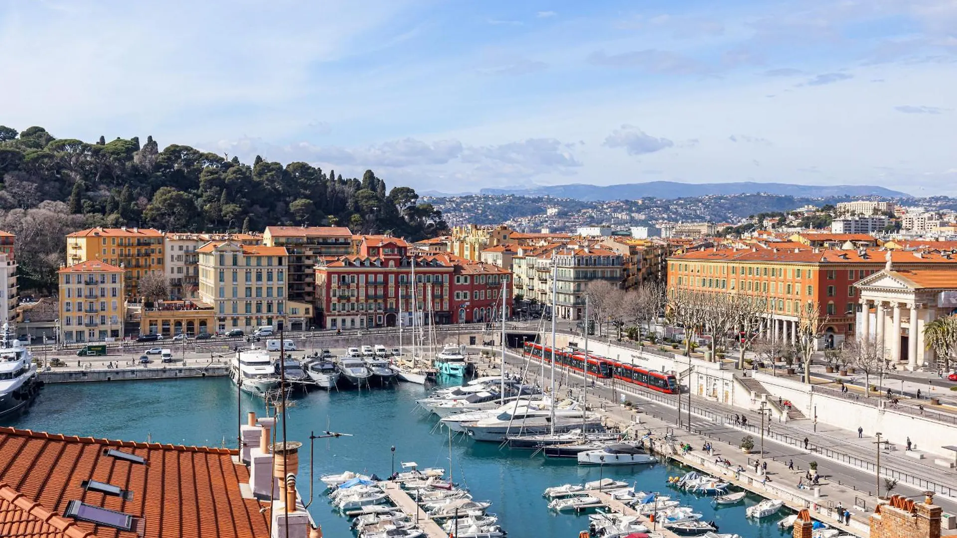 Extraordinary View On Port And Castle Hill - 1 Bdr & Parking Apartment Nice