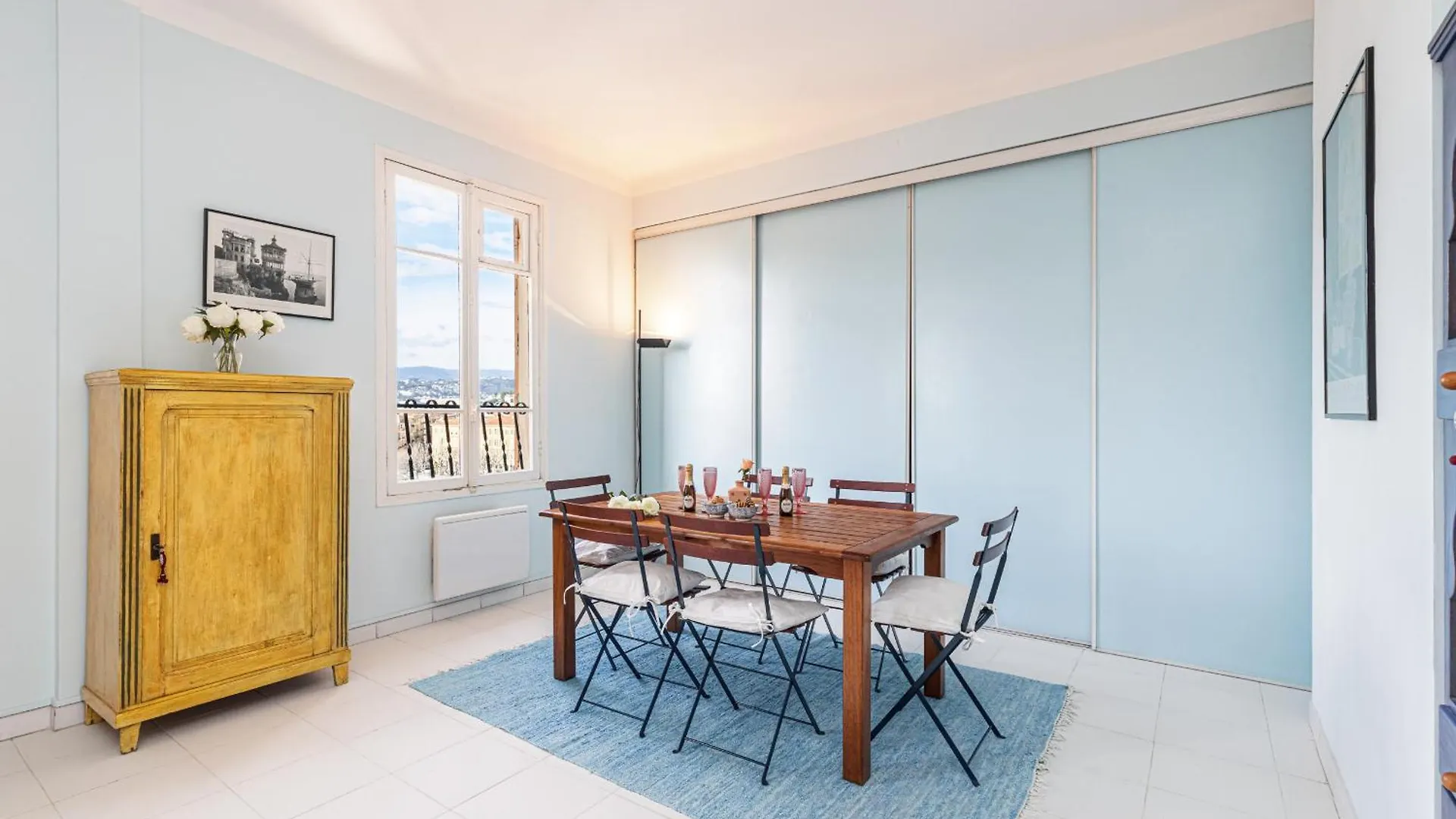Extraordinary View On Port And Castle Hill - 1 Bdr & Parking Apartment Nice