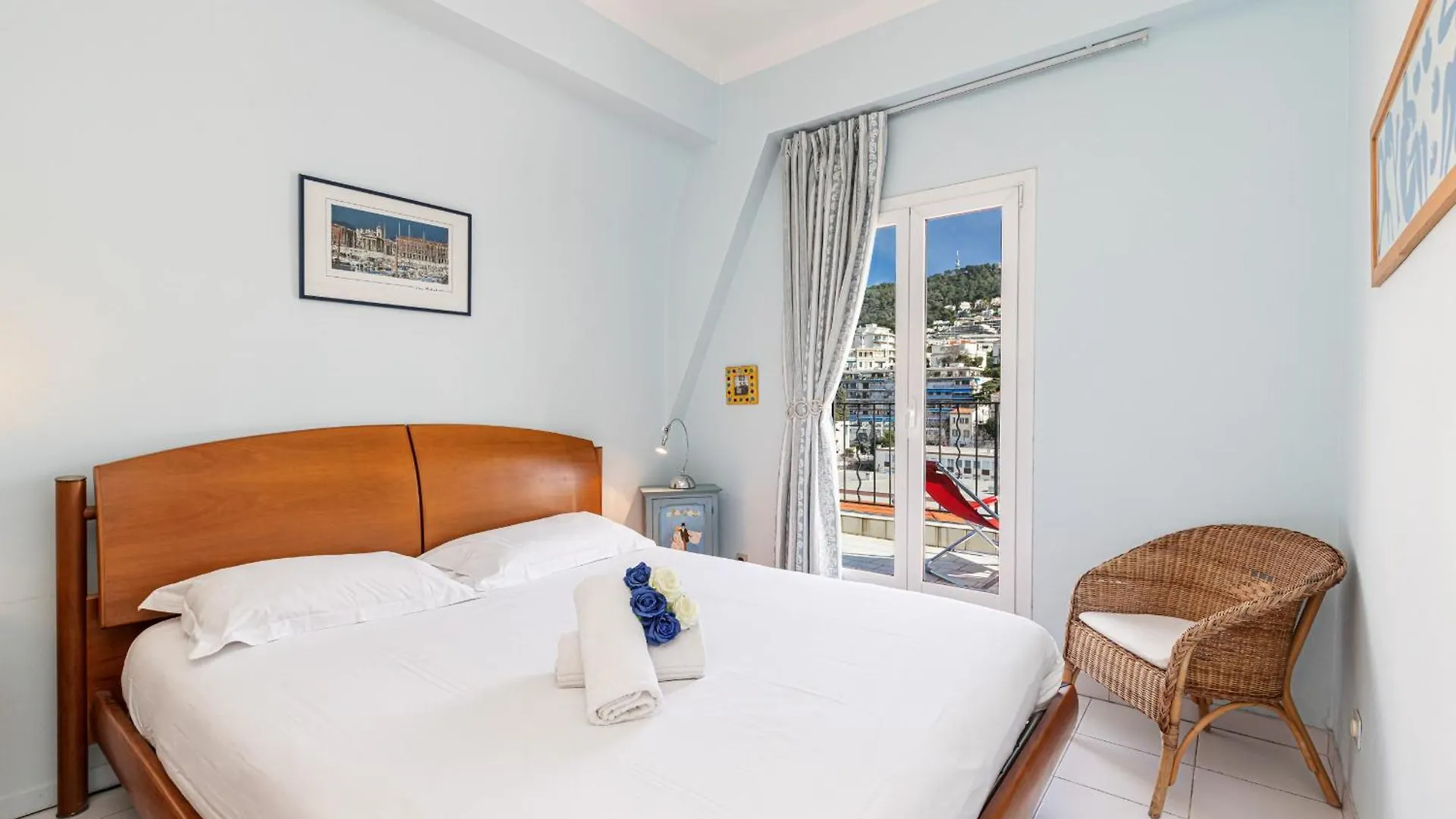 Extraordinary View On Port And Castle Hill - 1 Bdr & Parking Apartment Nice 0*,
